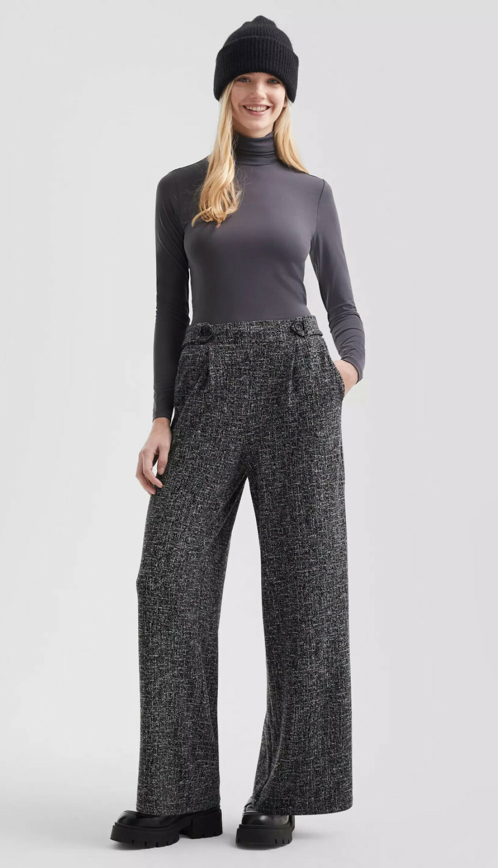 s.Oliver hlače, 49,99 eura