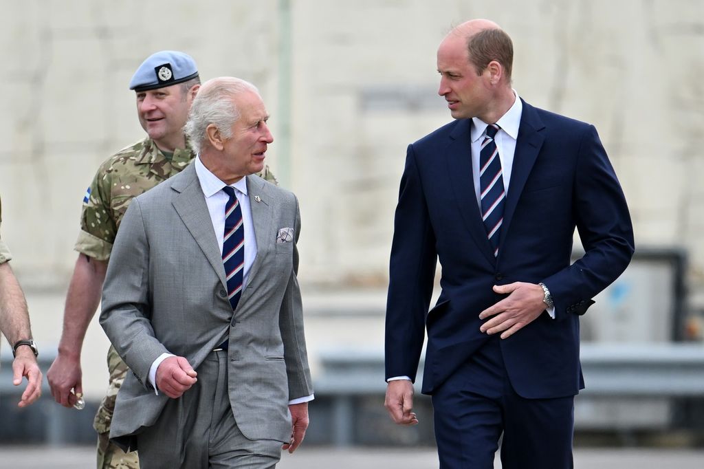 Princ William i kralj Charles - 2