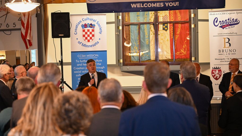 Predsjednik Zoran Milanović sastao se s predstavnicima Hrvata u Minnesoti. - 9