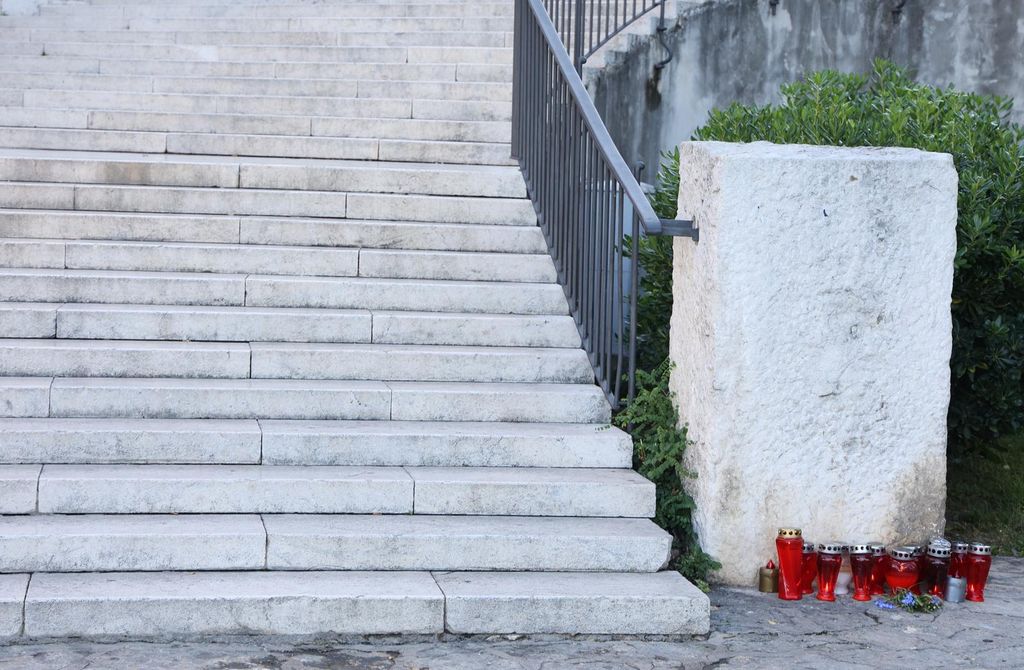 Šibenik zavijen u crno nakon tragedije na svadbi - 2