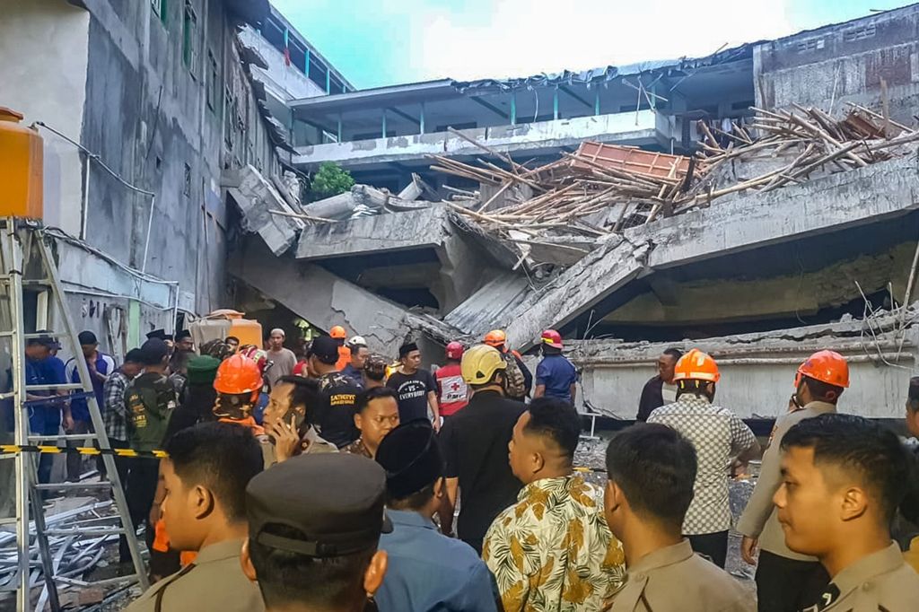 Urušila se škola u Indoneziji