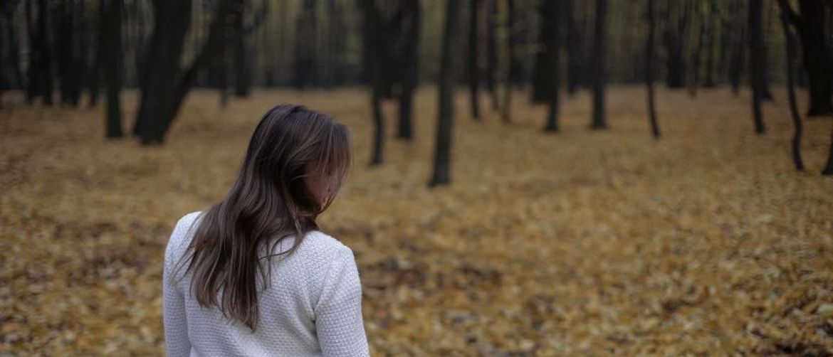 Djevojci netko nedostaje