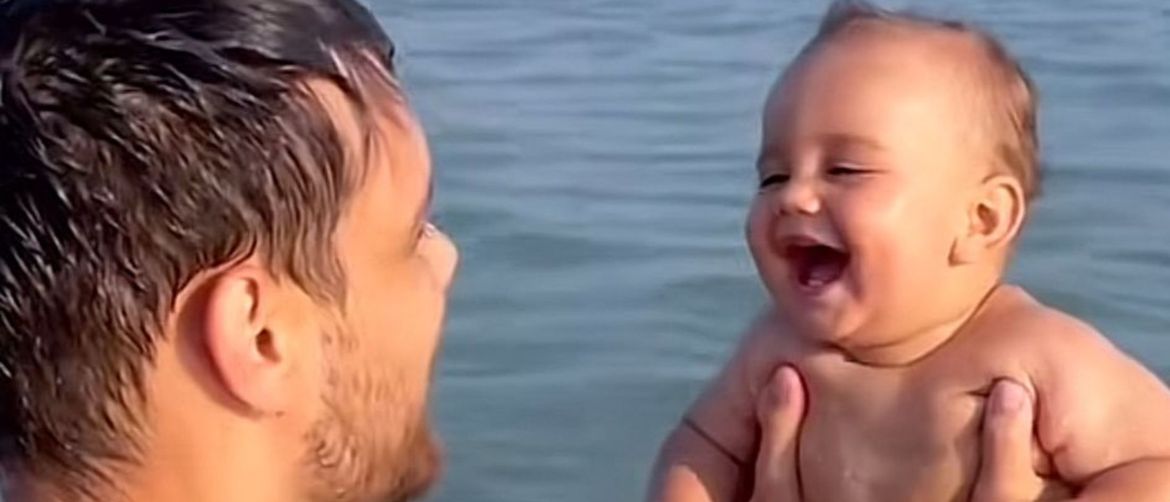 Bebin prvi sustret s morem