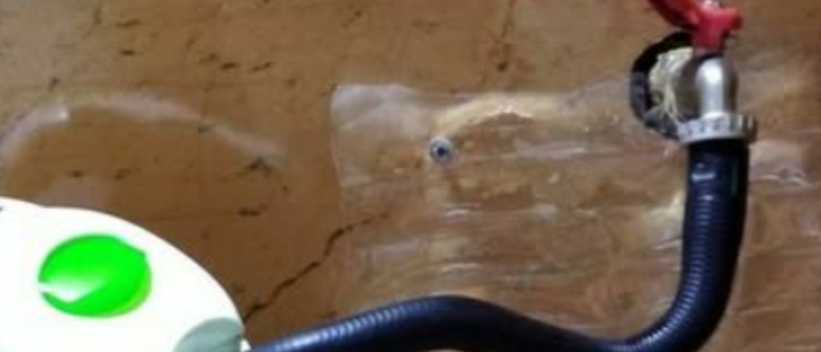 Bizarna kreacija grijača tople vode