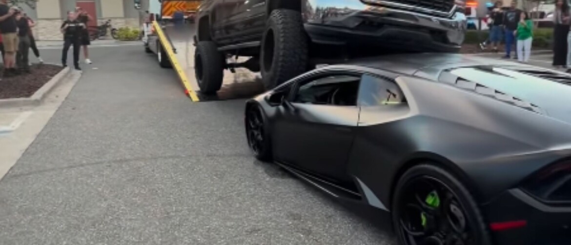 Kamionet na vrhu Lamborghinija u bizarnoj nesreći