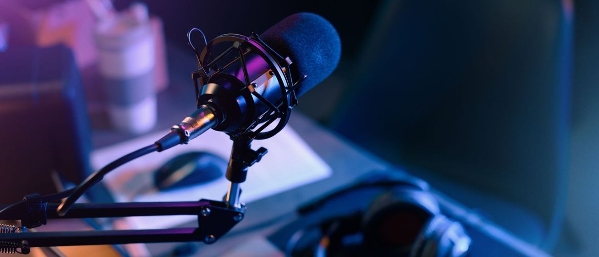 Žele natrag Radijsko novinarstvo