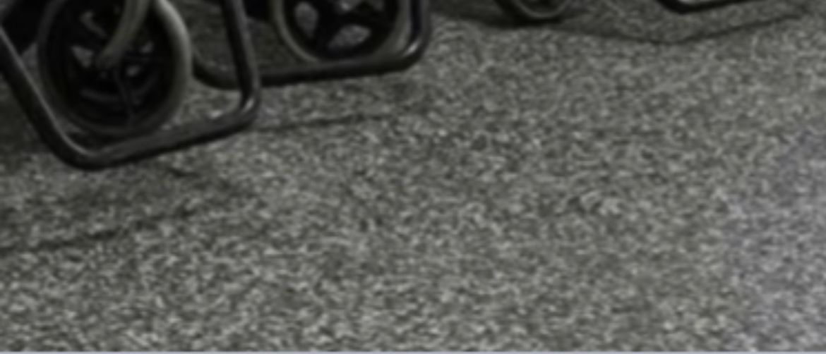 Improvizirana invalidska kolica u Bolnici