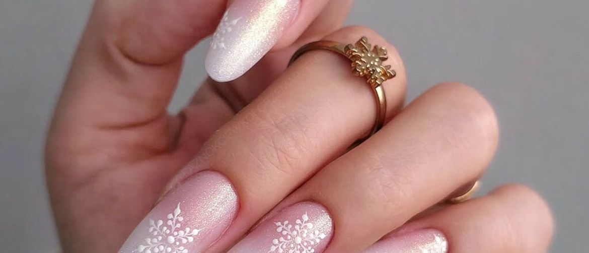 Manikura s pahuljicama