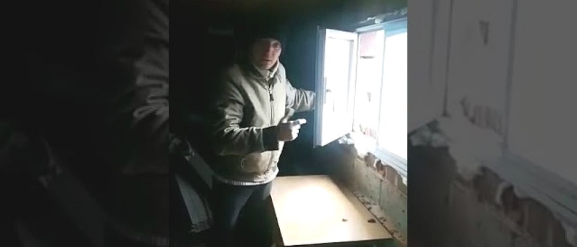 Prozor s kvakom za susjedstvo (FOTO: YouTube/Screenshot)
