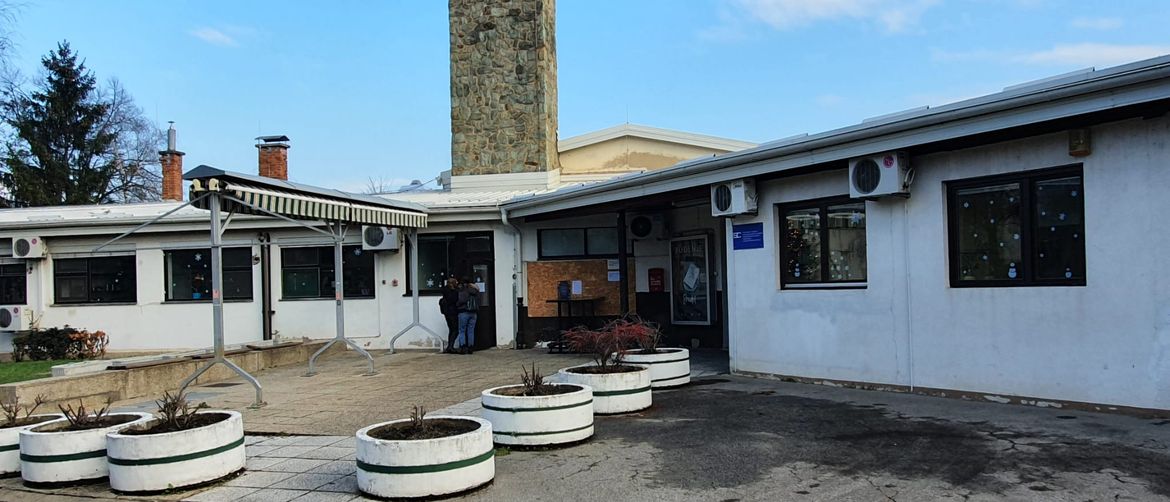 Studentski dom Lašćina.