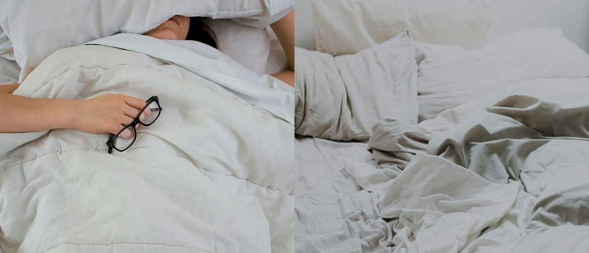 žena nemirno leži u krevetu s neočalama u ruci a pokrivena jastukom preko lica i slika praznog razbacanog kreveta