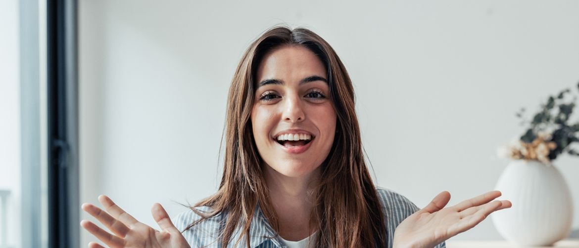 Simpatična djevojka