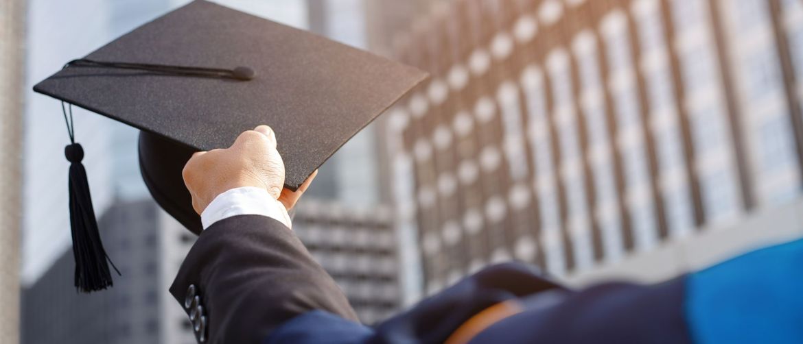 Studenti su u zaostatku s obzirom na strukovnjake