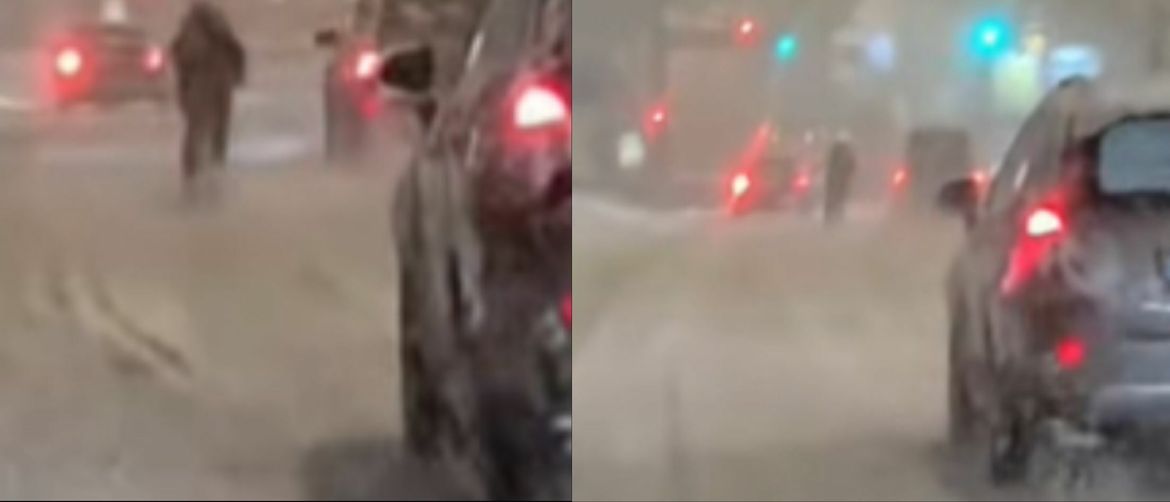 Muškarac koji skija kroz Sarajevo