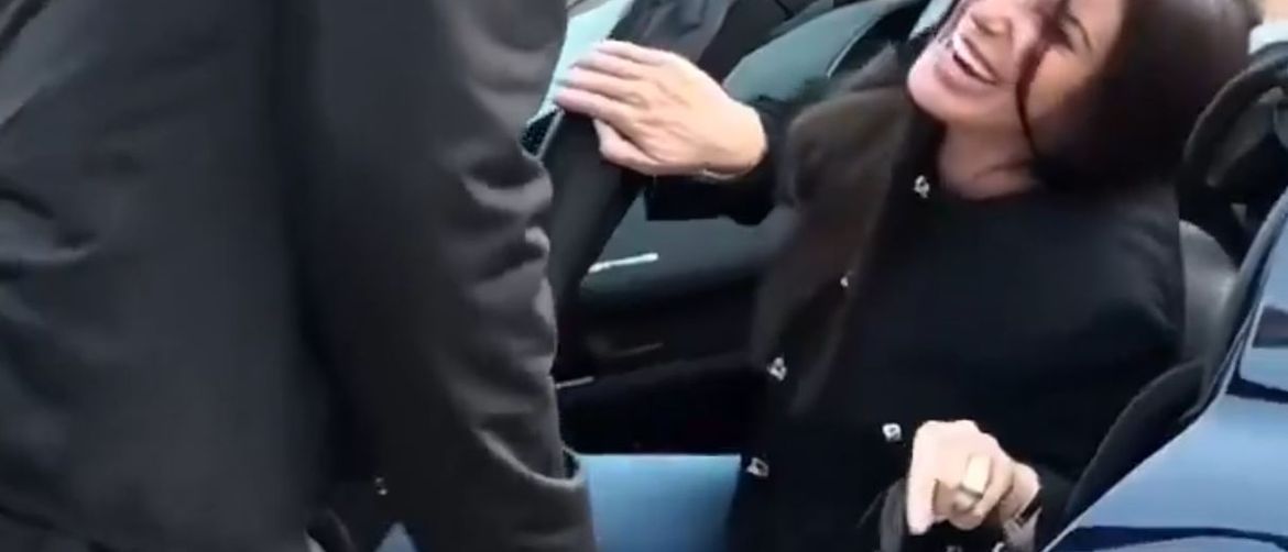 Izlazak iz automobila