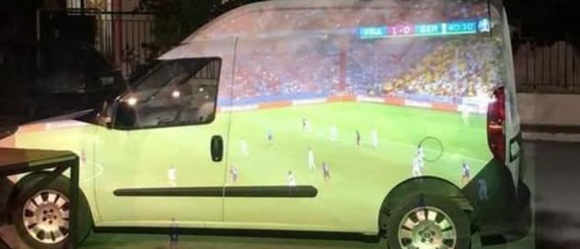 Projekcija na autu