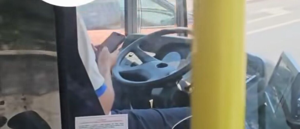 Vozač autobusa