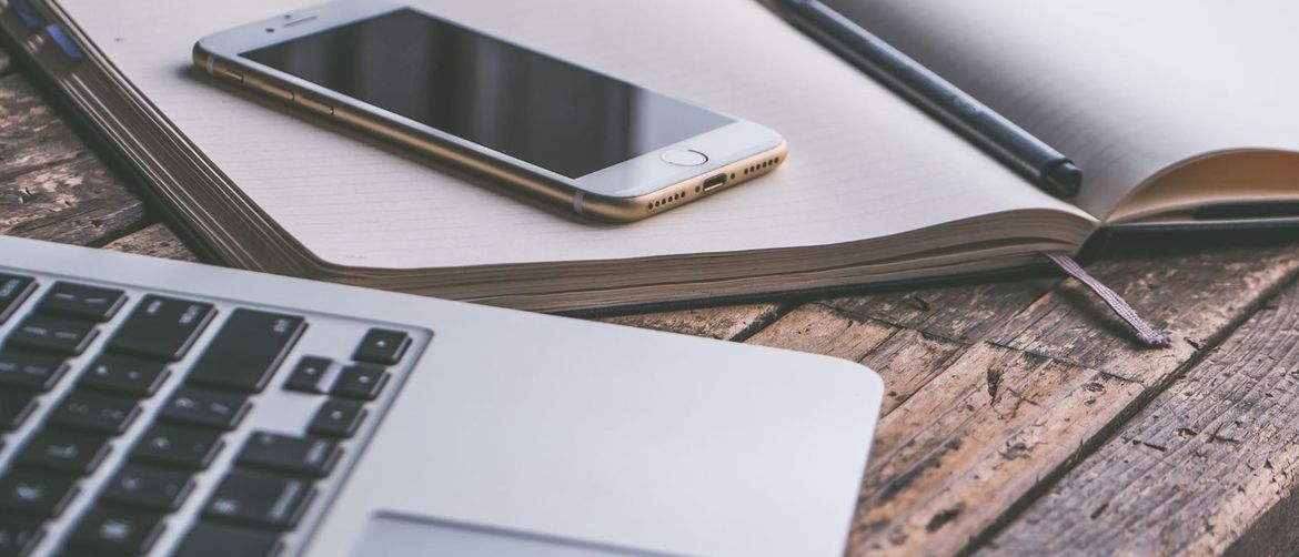 Sustavu možete pristupiti putem mobilnog uređaja ili računala