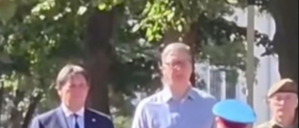 Predsjednik Srbije Aleksandar Vučić u neformalnom izdanju