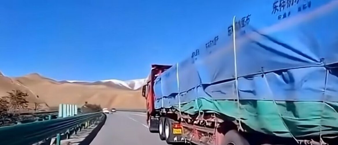 Kamion na autocesti