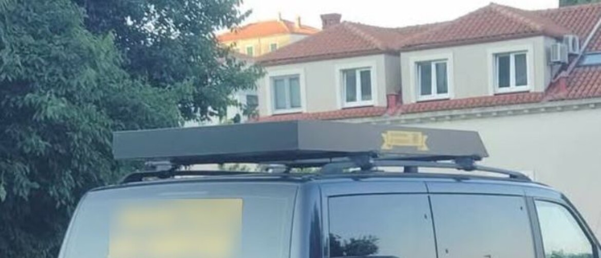 Sumnjivi taksi