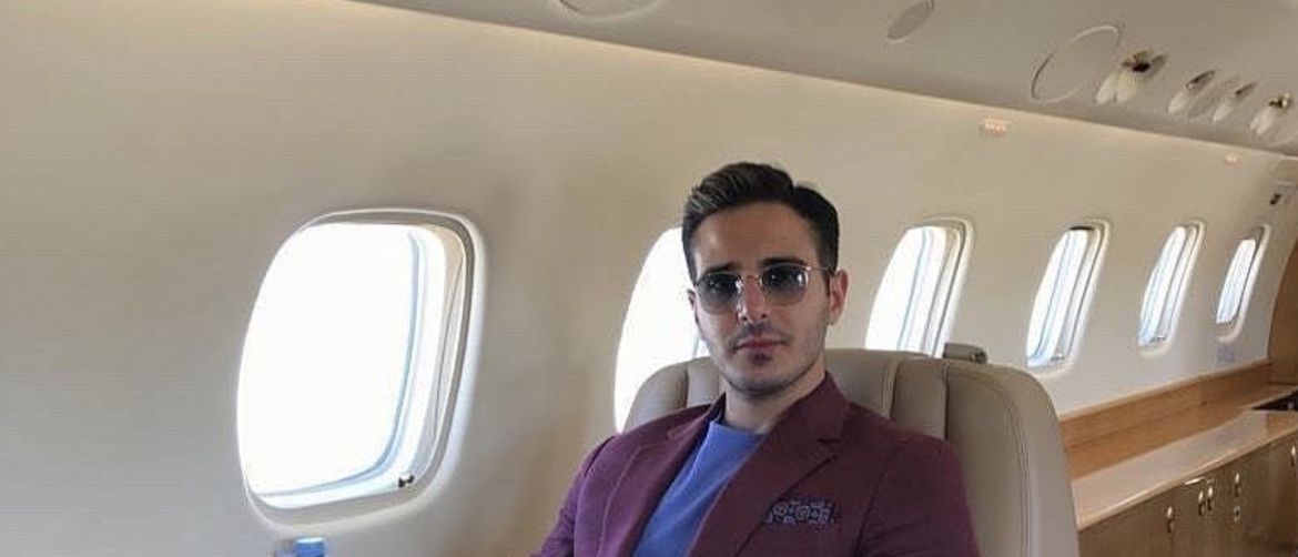 Simon Leviev u privatnom avionu