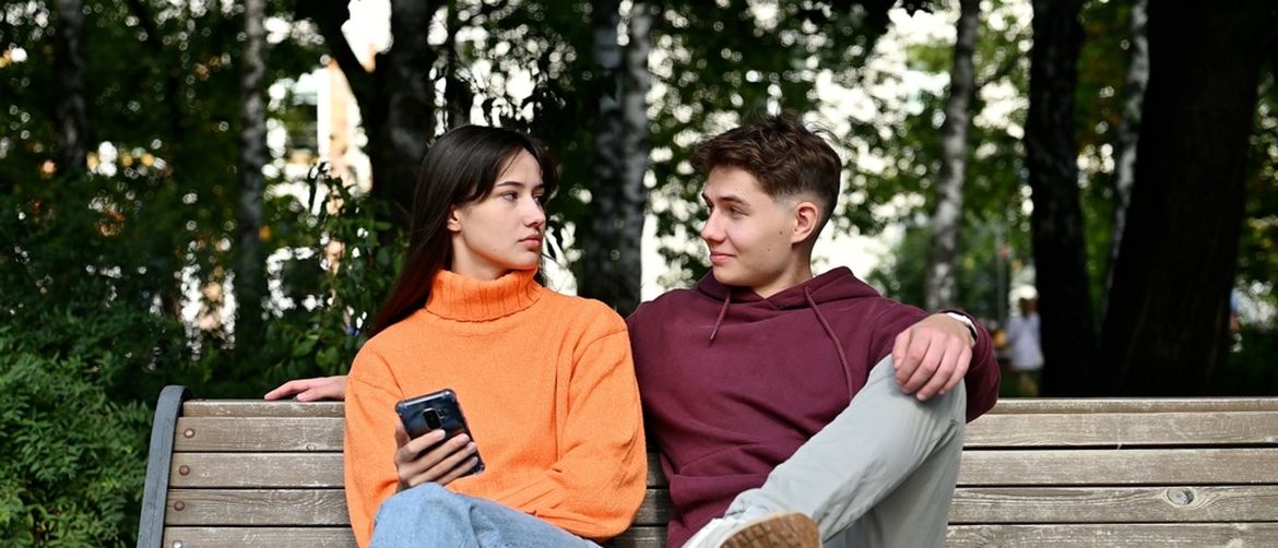 Ozbiljan razgovor između cure i dečka