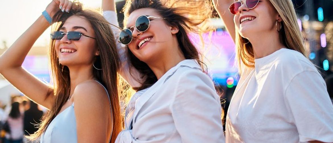 Prijateljice na festivalu