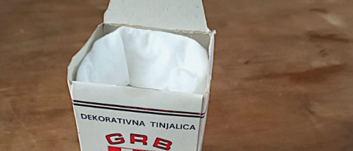 Neobična žarulja s grbom Hrvatske