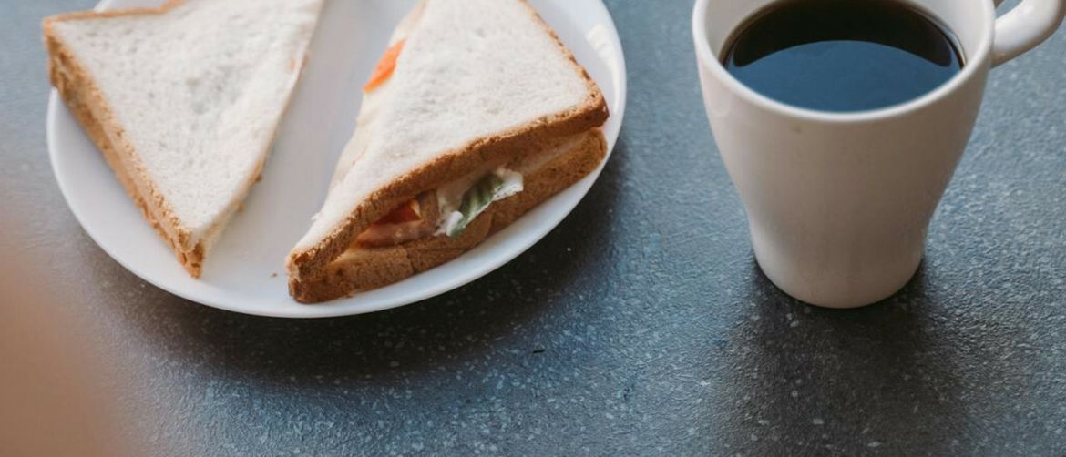 Sendvič i čaj