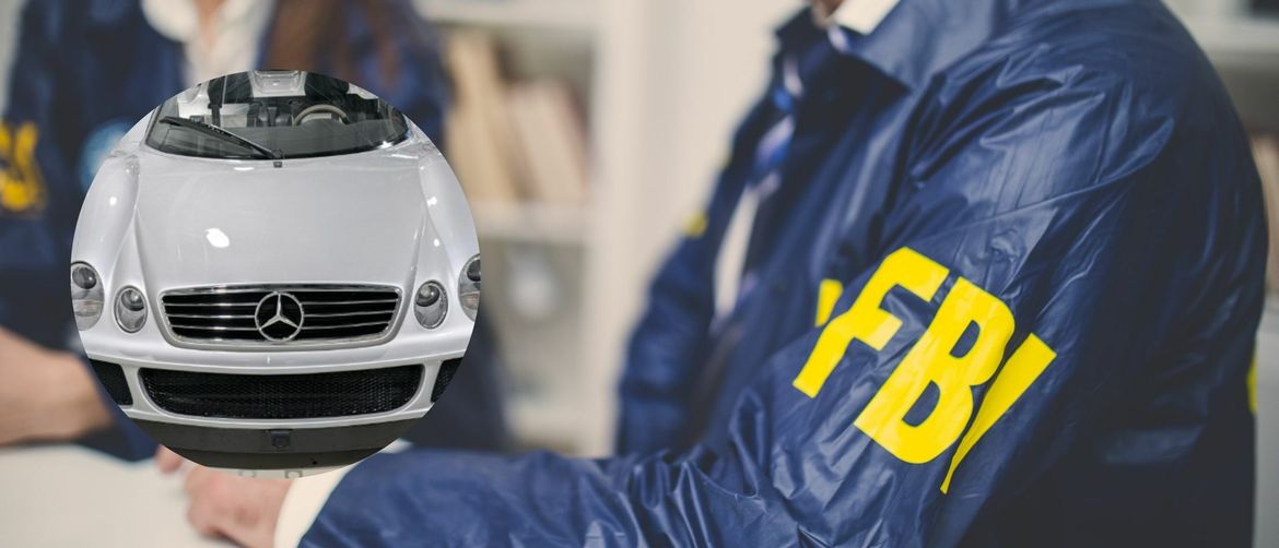 Agent FBI-ja i zaplijenjeni Mercedes-Benz CLK-GTR Ryana Weddinga iz 2002.