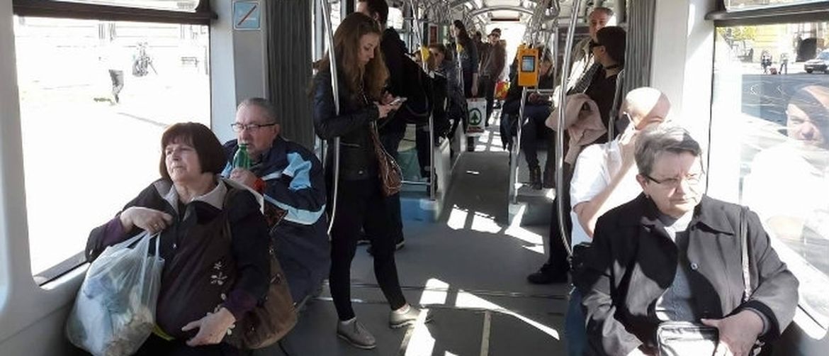 Besplatno na predavanja tijekom lipnja i kolovoza! Studenti iz ovog grada mogu bezbrižno putovati: Imate li i vi isto pravo?