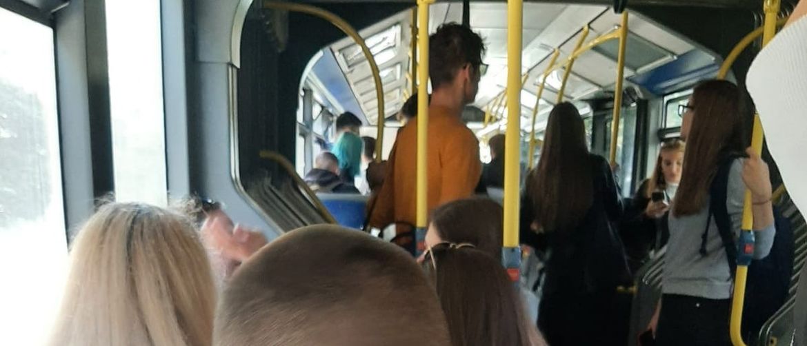 Studenti u javnom prijevozu, autobusna linija 236