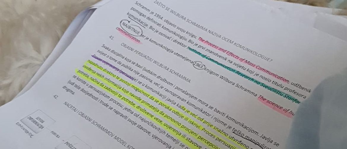 Hodate dok učite ili gradivo prepričavate svom psu? Vropljenje je dobro za vas!