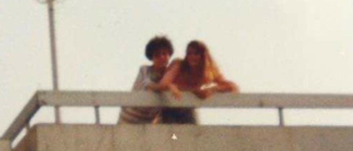 Stara fotografija iz Osijeka i urnebesan natpis u pozadini