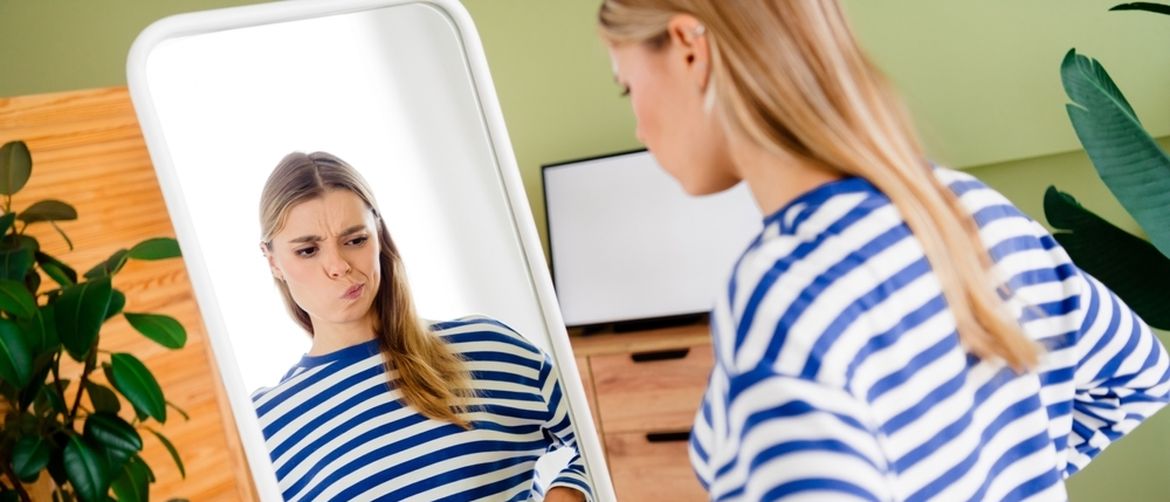 Nezadovoljna svojim izgledom