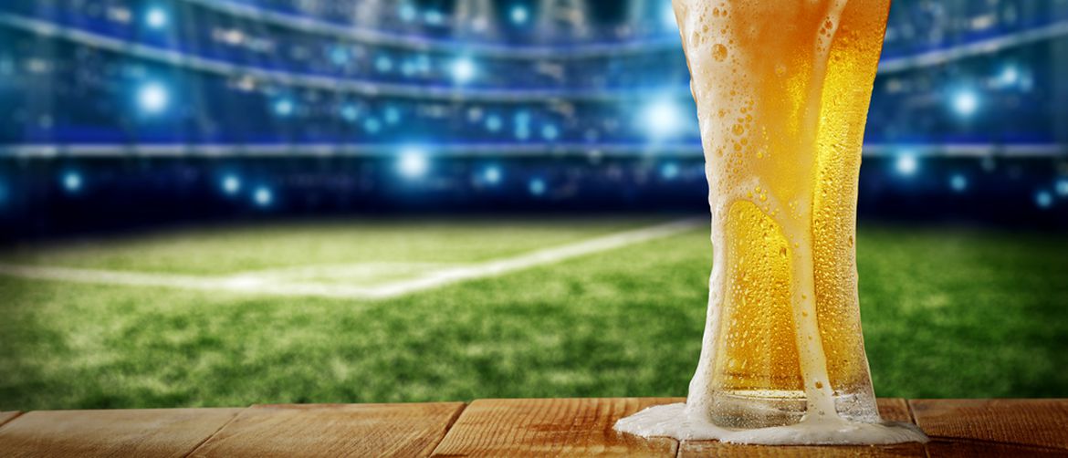 pivo na nogometnom terenu