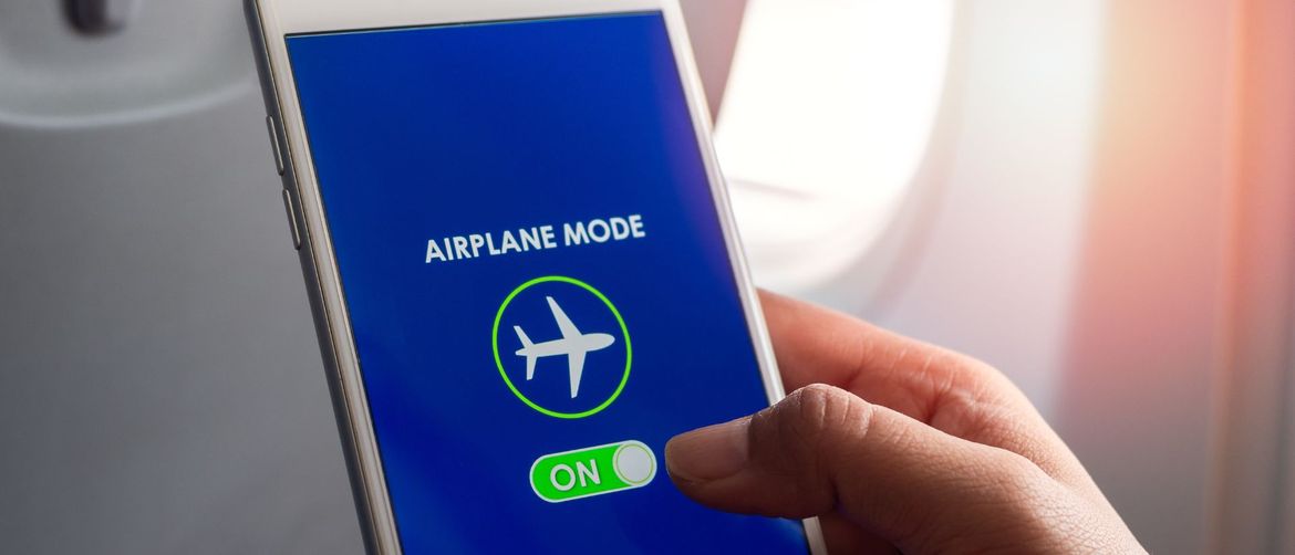 Zašto moramo uključiti „način rada u zrakoplovu“?