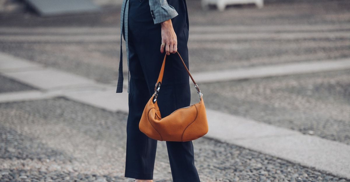 Hlače na crtu uvijek volimo imati u ormaru