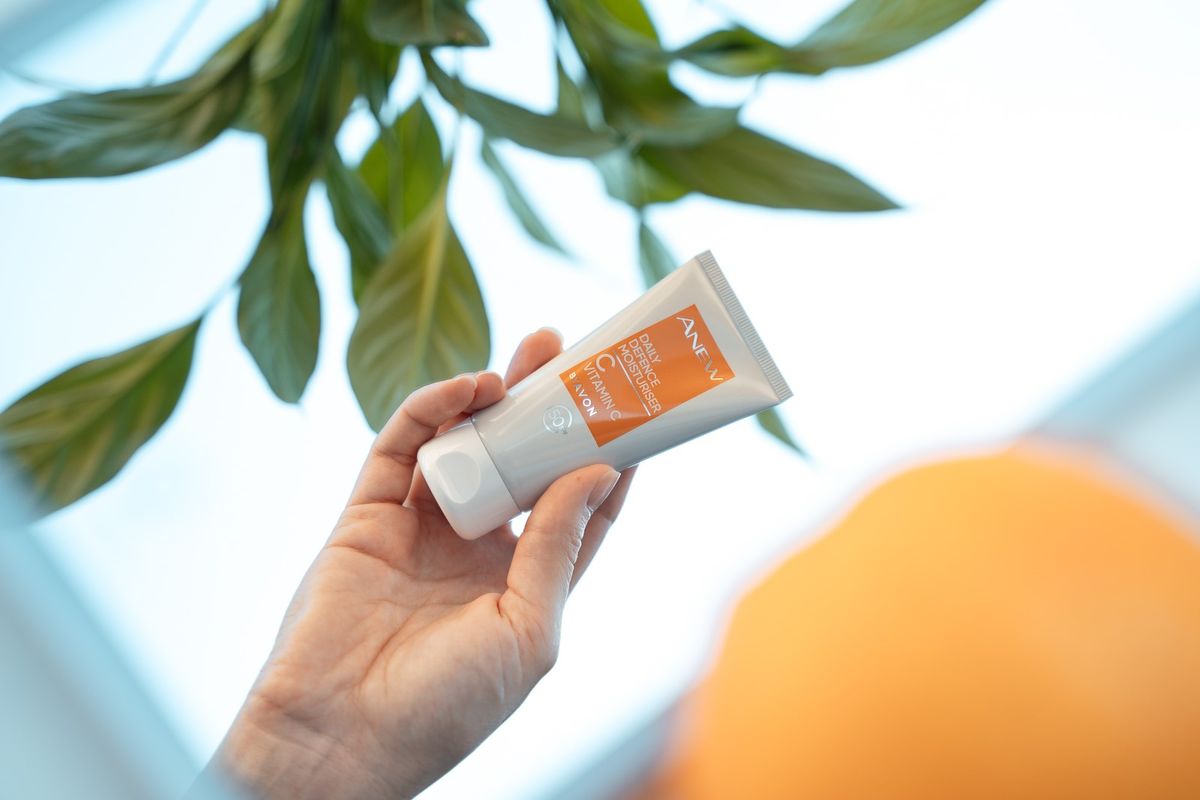 Avonov Anew losion s vitaminom C