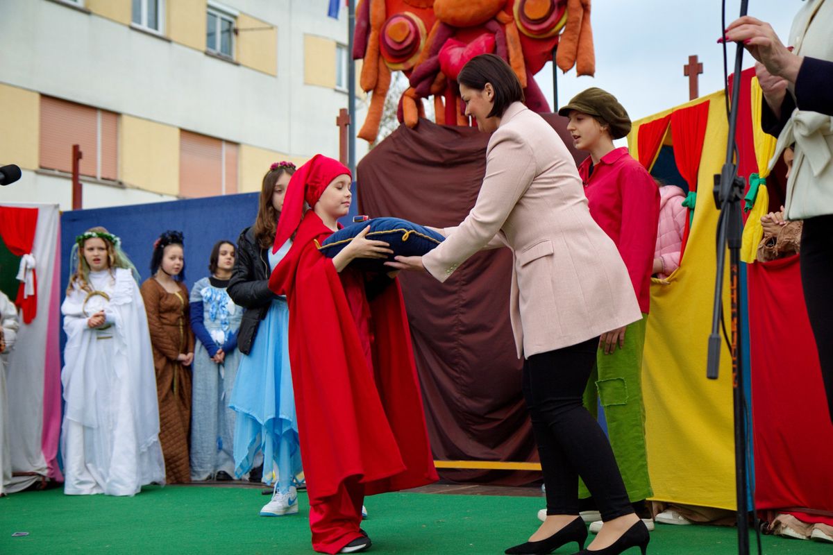 U Slavonskom Brodu započela manifestacija 'U svijetu bajki Ivane Brlić-Mažuranić' - 1
