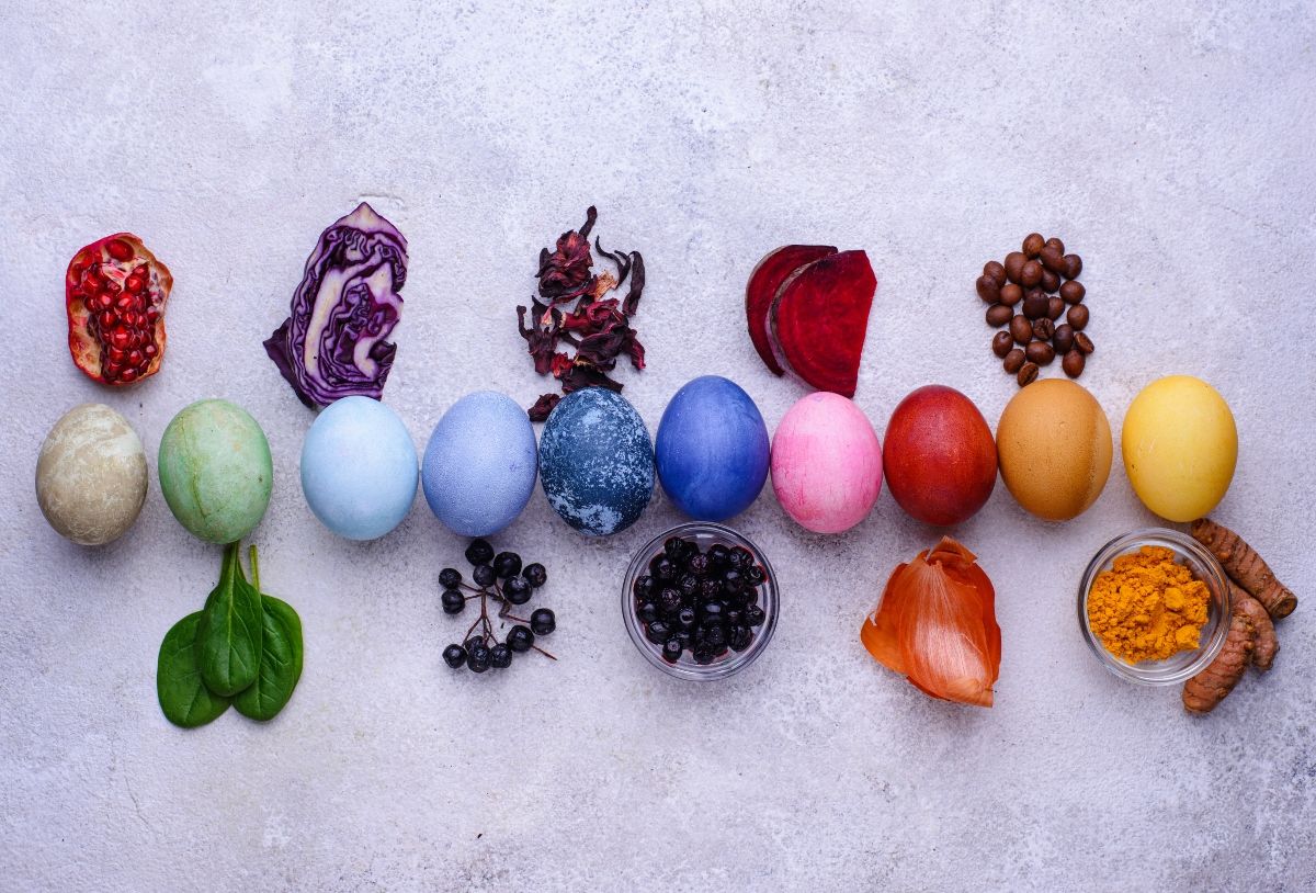 Prirodno obojena jaja