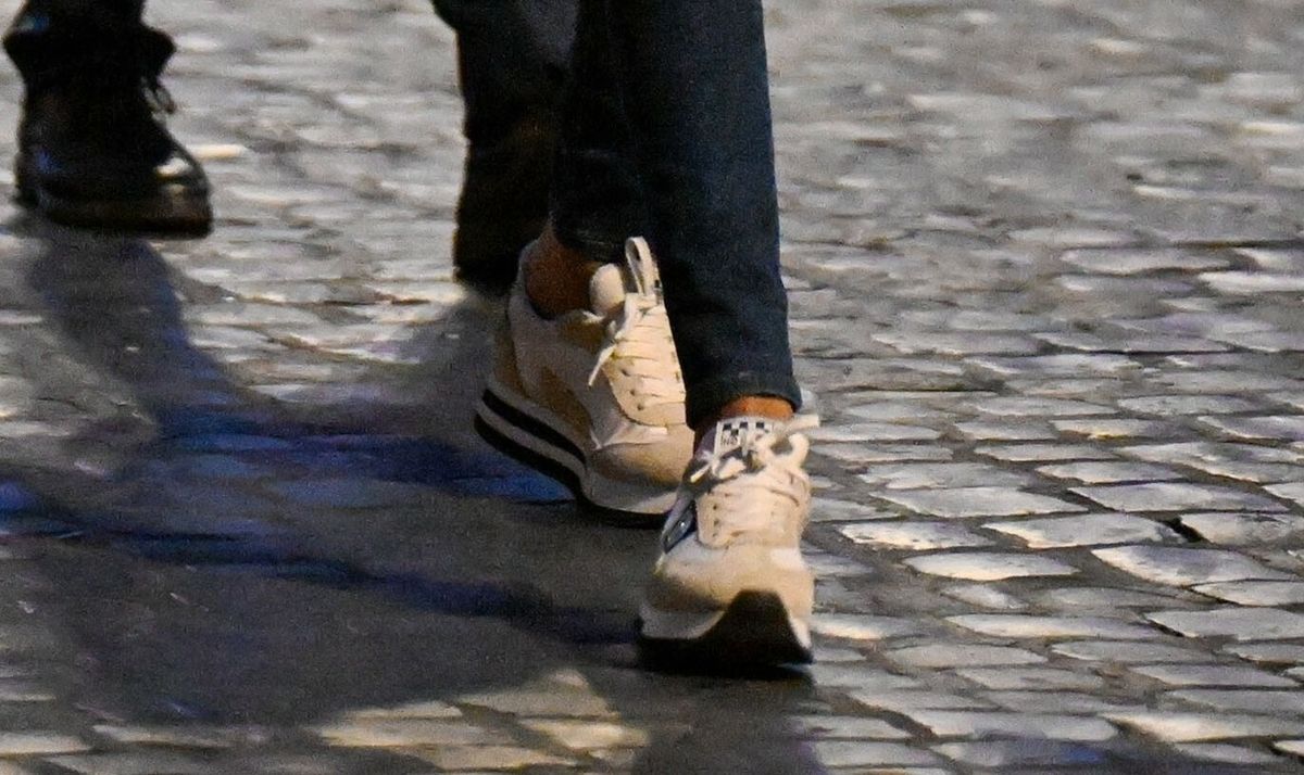 U ležerno izdanje sjajno su se uklopile tenisice