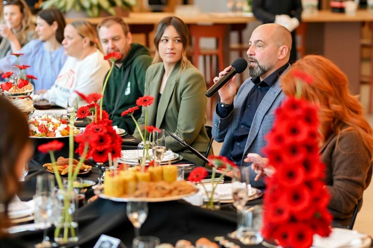 Arena Centar . Food Court