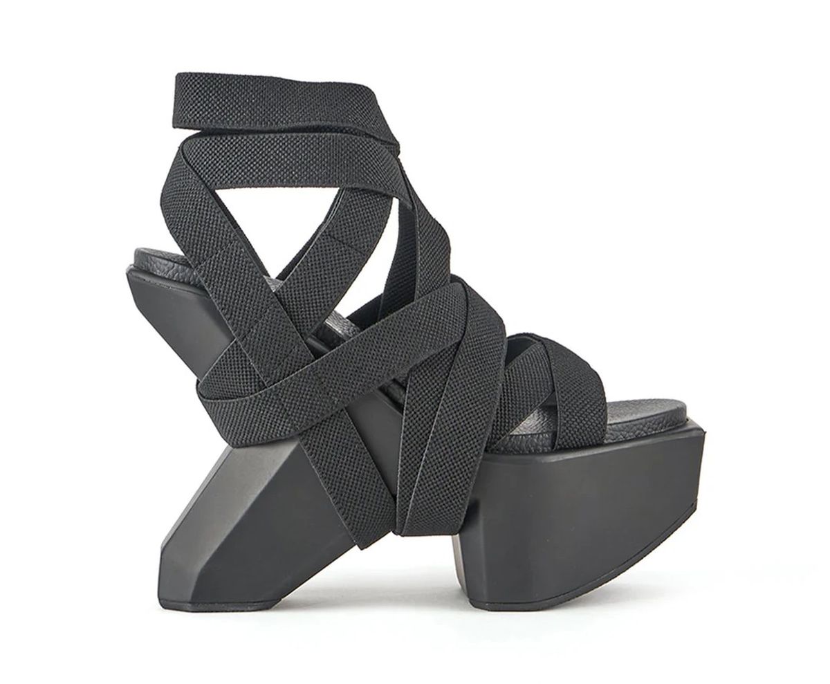 United Nude, sandale Boulder Bondage, 270 eura