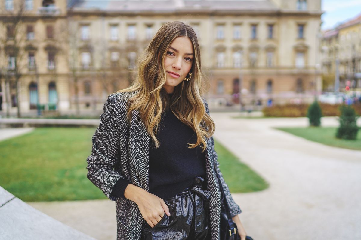 Crna kombinacija koja podiže samopouzdanje