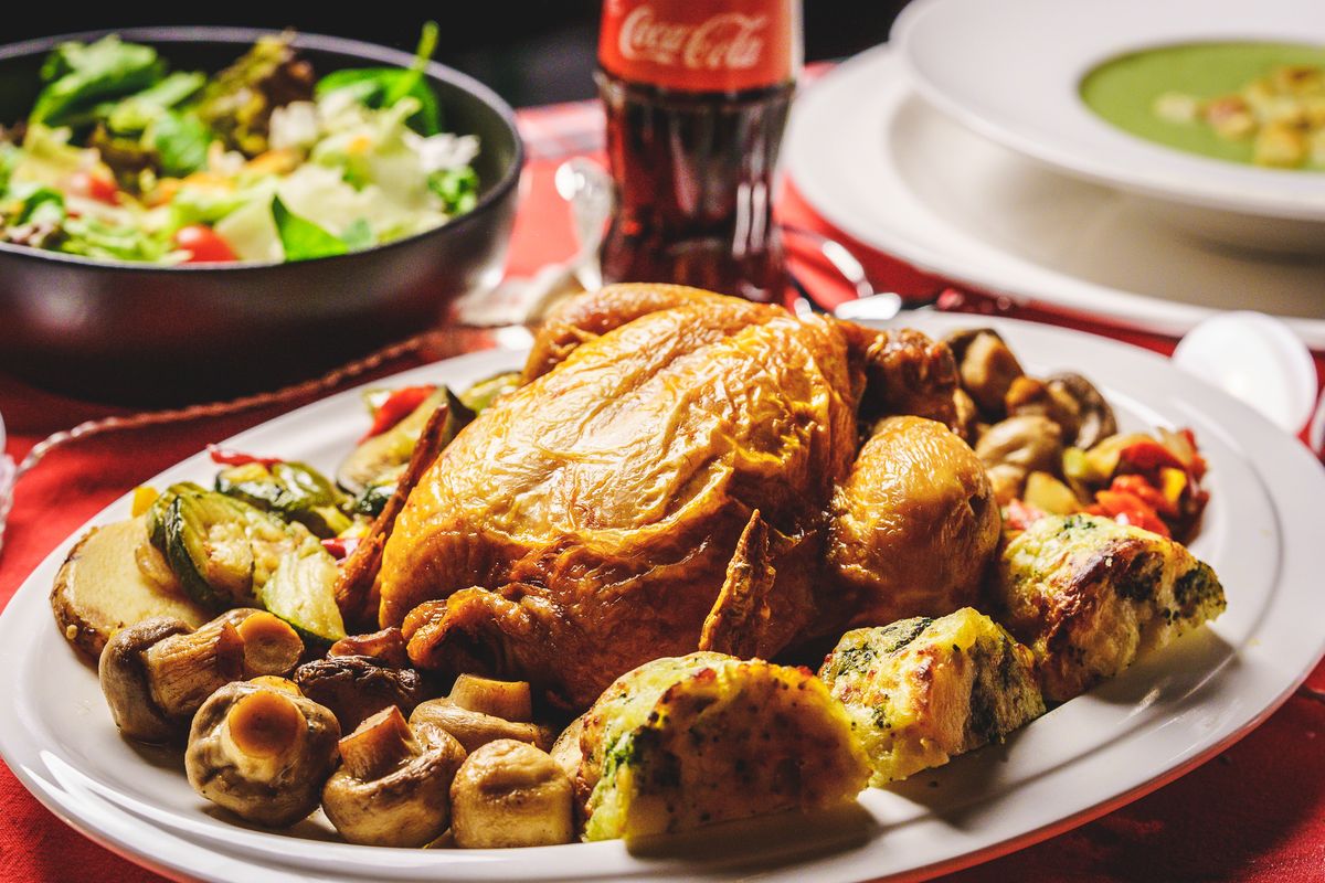 Pečeni picek umjesto purice iz filma Najluđi Božić