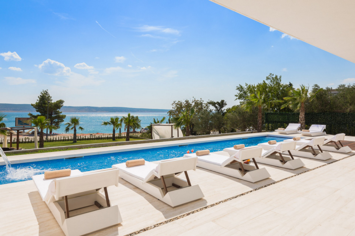 Privatni smještaj s bazenom