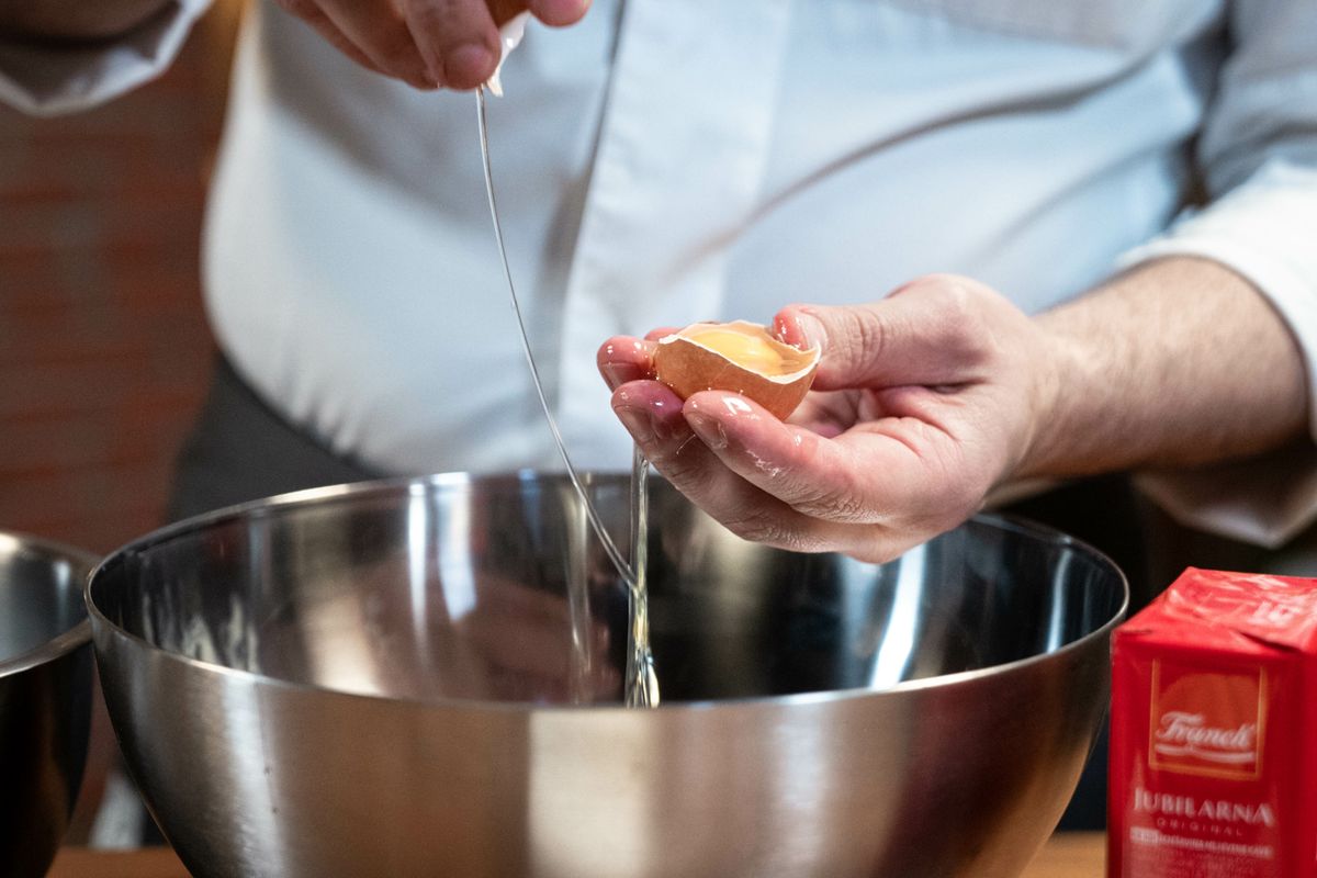 Kuglof od čokolade i kave