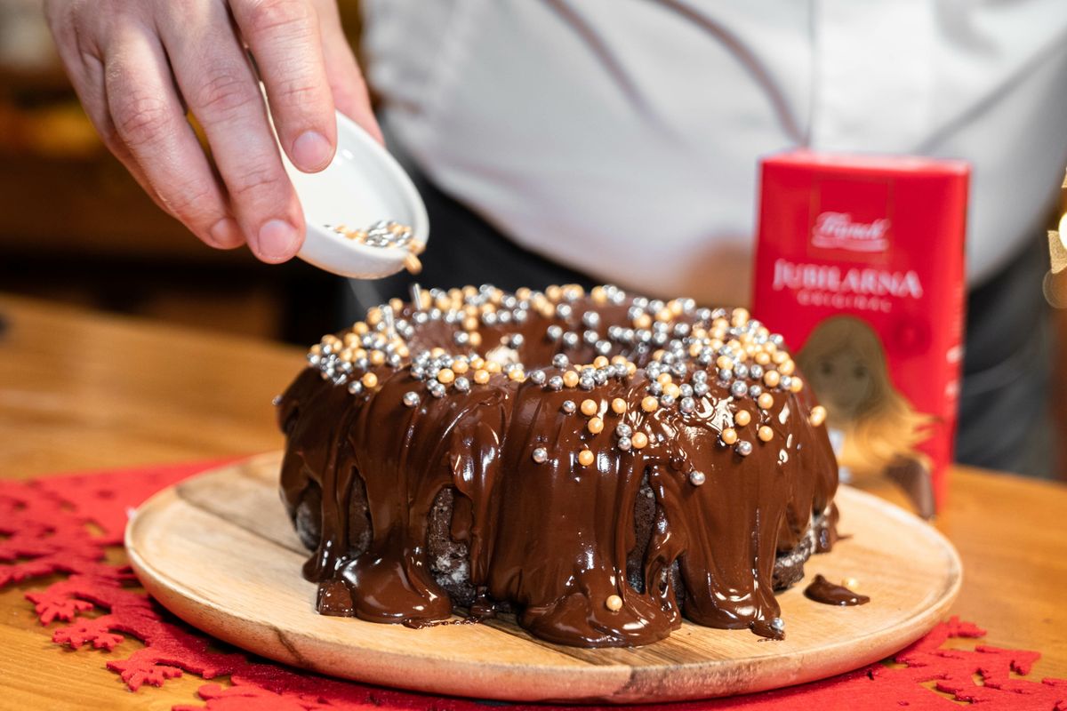 Kuglof od čokolade i kave